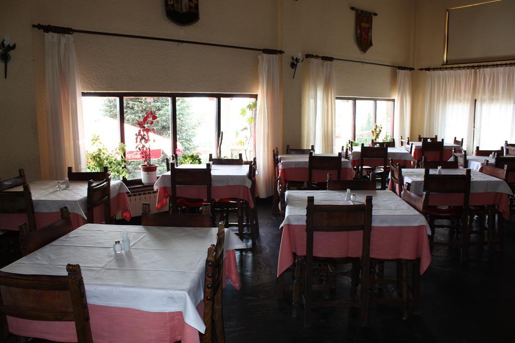 Hotel Restaurante Astorga Pradorrey エクステリア 写真